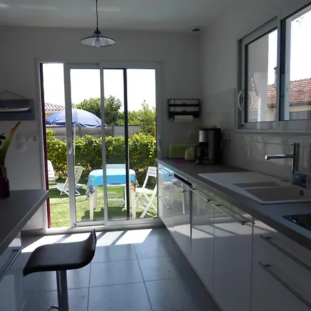 בית נופש Maison, Cotoie Mer Et Foret *