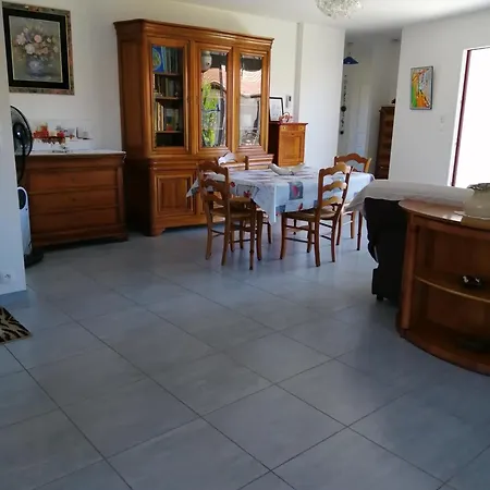 בית נופש Maison, Cotoie Mer Et Foret *